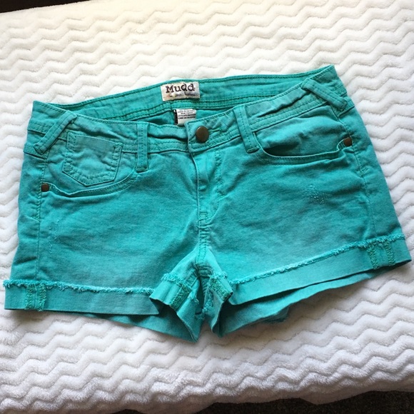Mudd Pants - Mudd Denim Fray Shorts size 9